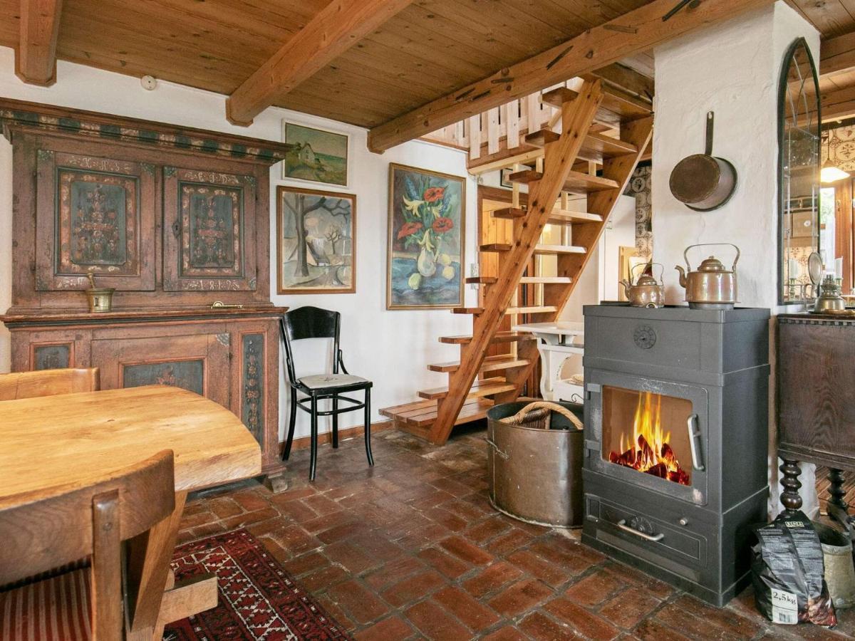 4 Person Holiday Home In Mesinge Exteriör bild