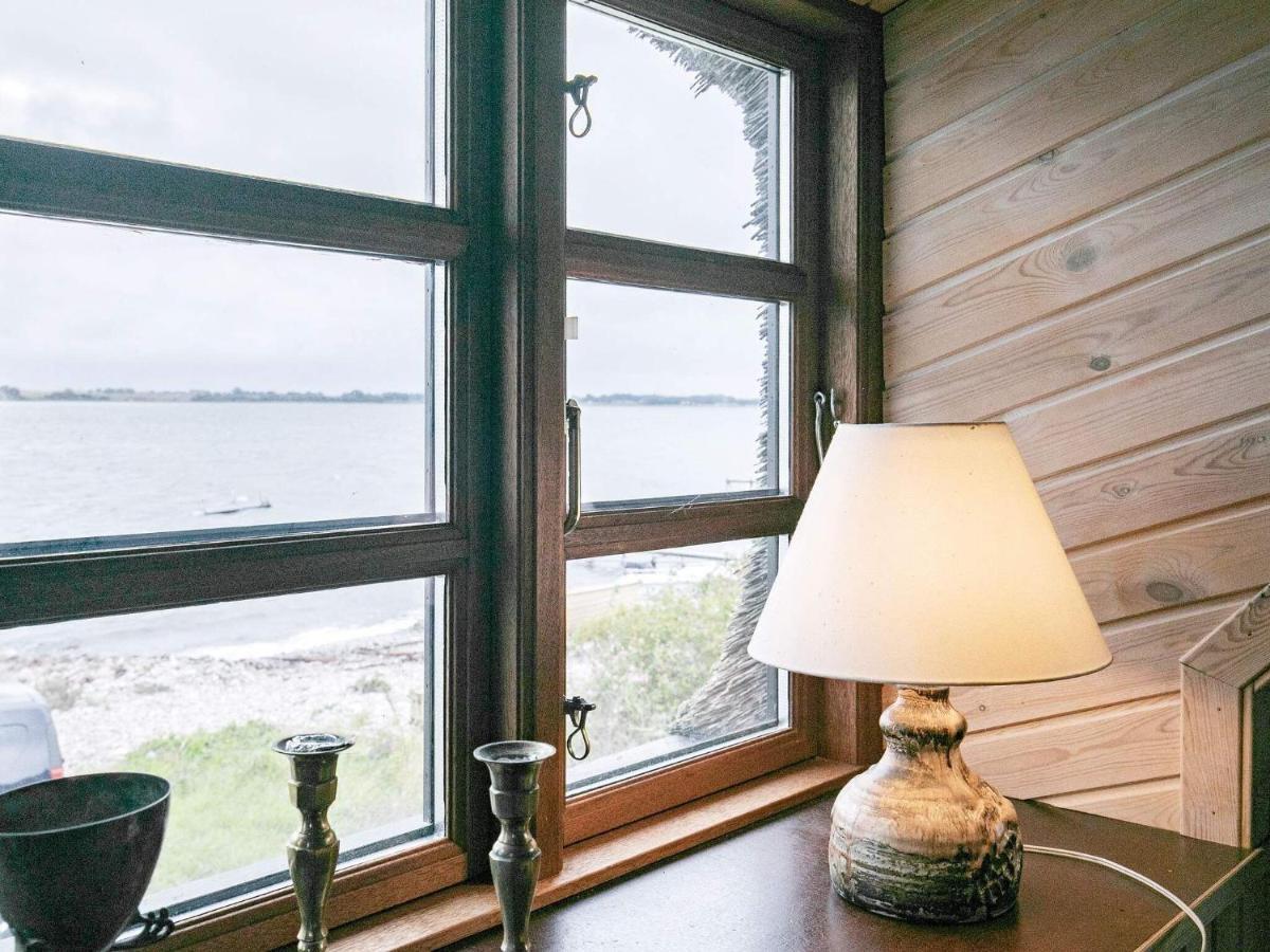 4 Person Holiday Home In Mesinge Exteriör bild
