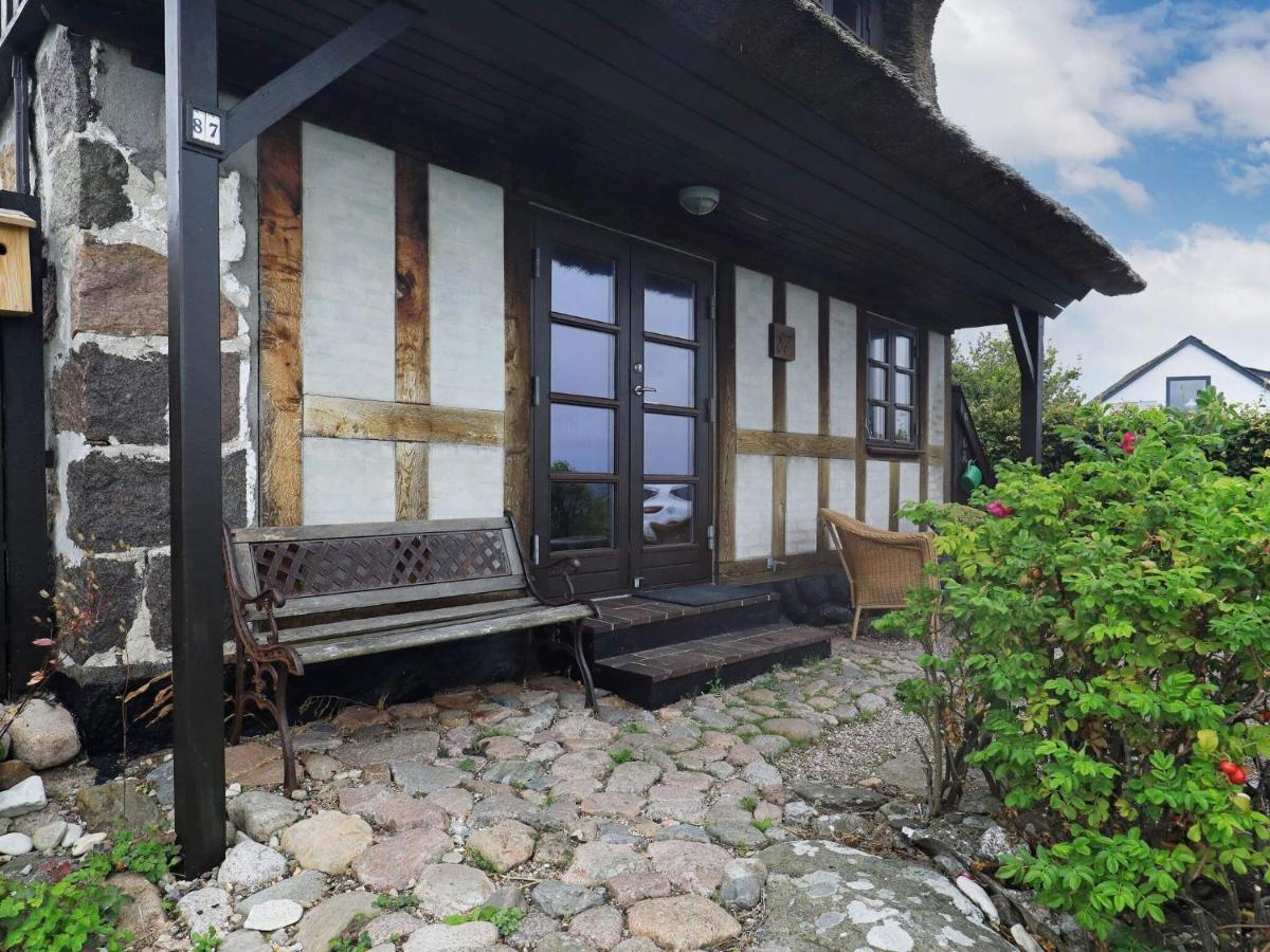 4 Person Holiday Home In Mesinge Exteriör bild