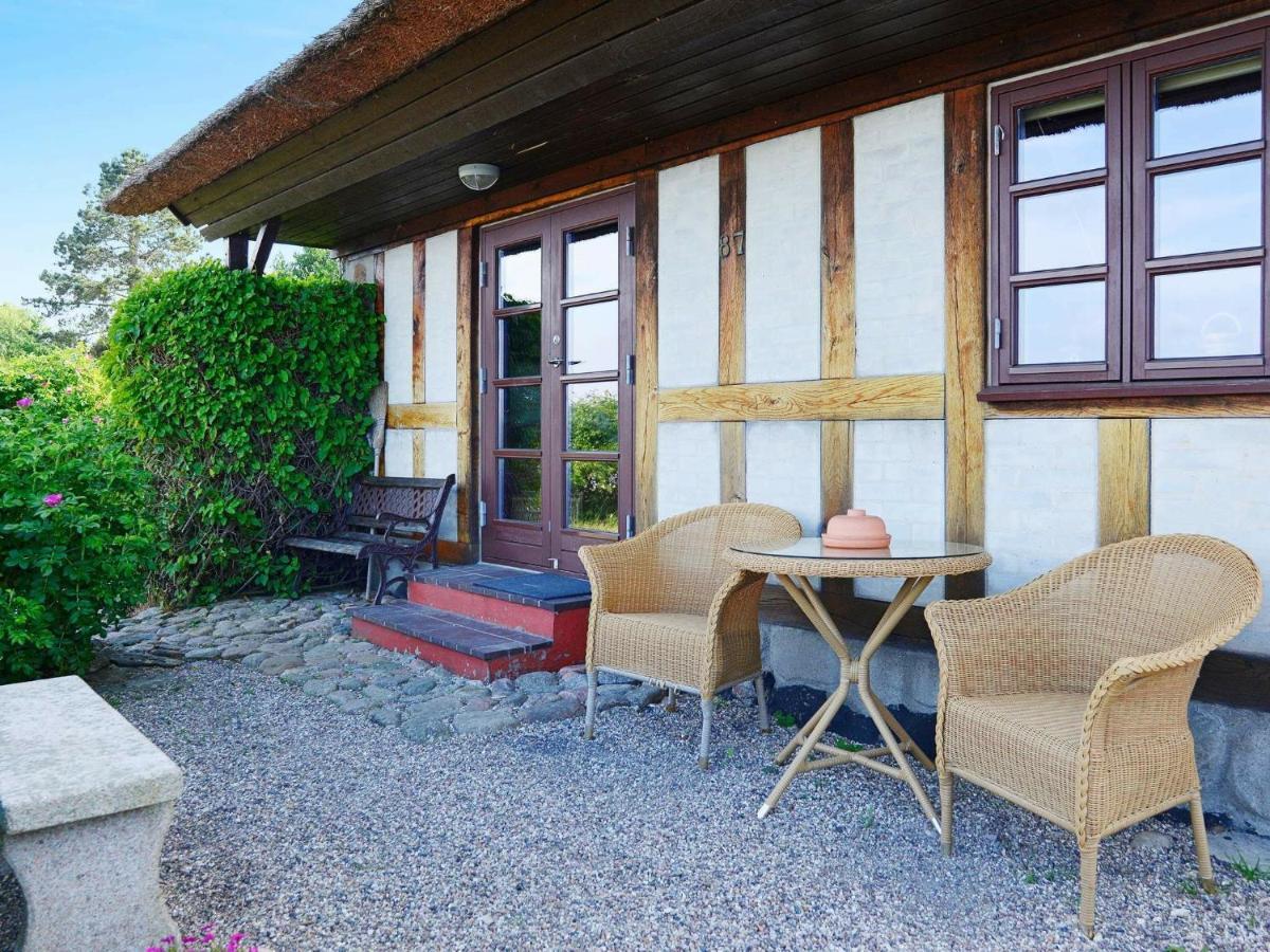 4 Person Holiday Home In Mesinge Exteriör bild